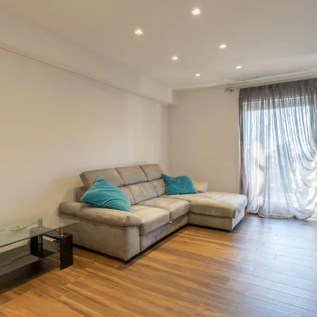Apartment Happiness By Interhome *